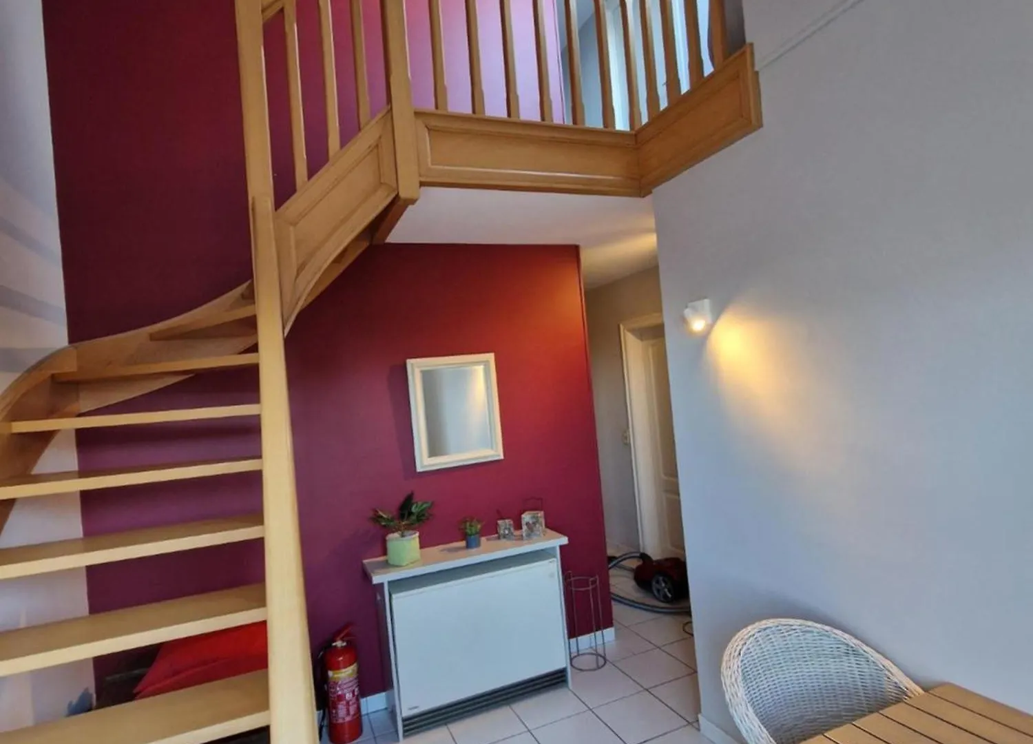 Very Large Duplex 4-Bedroom Apartment Less Than 5 Minutes From The Sea! T46 Ostend