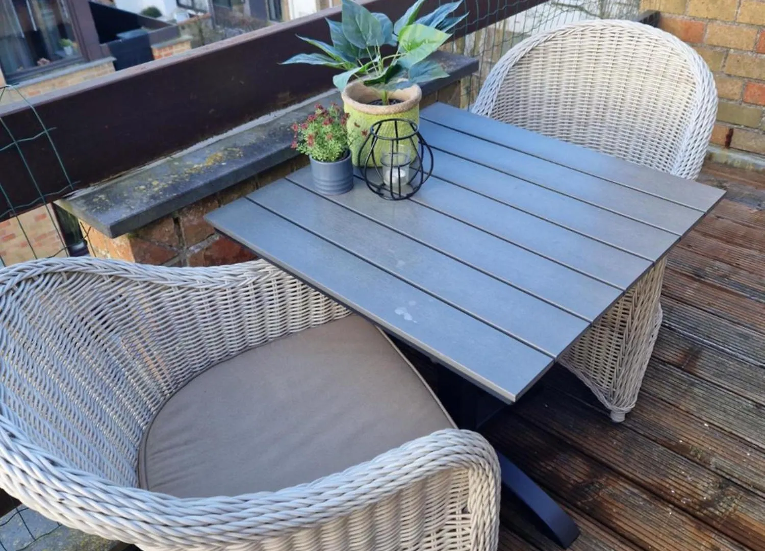 Very Large Duplex 4-Bedroom Apartment Less Than 5 Minutes From The Sea! T46 Ostend